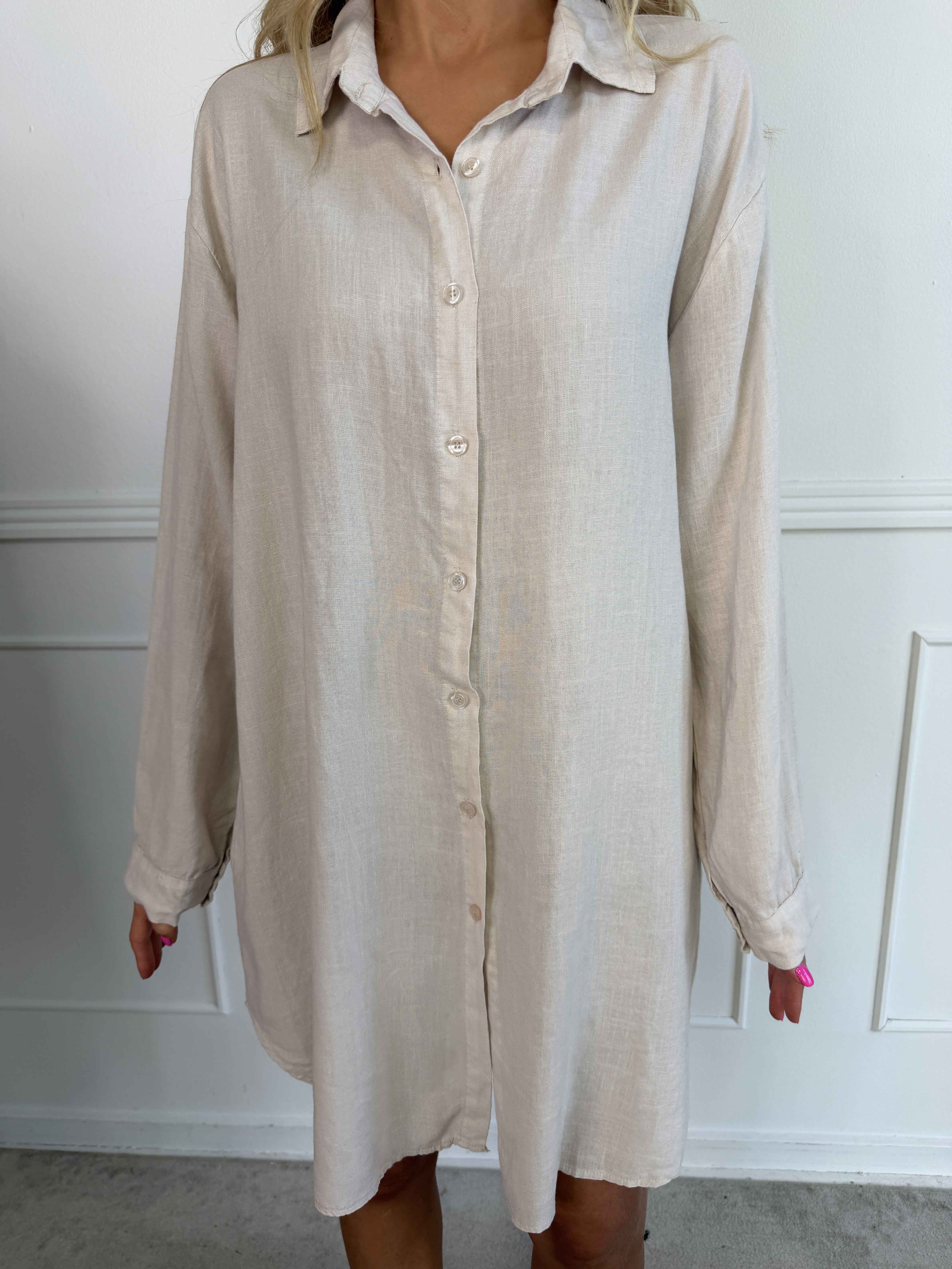 Clara Dress - Ensfarvet skjortekjole i viskose og hør